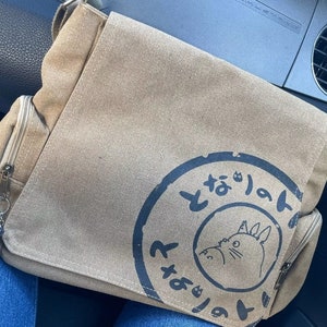 Canvas Messenger Bags Cartoon Students Book Crossbody Bags with Mutiple Pocket Class bag totoro messenger bag Bild 4