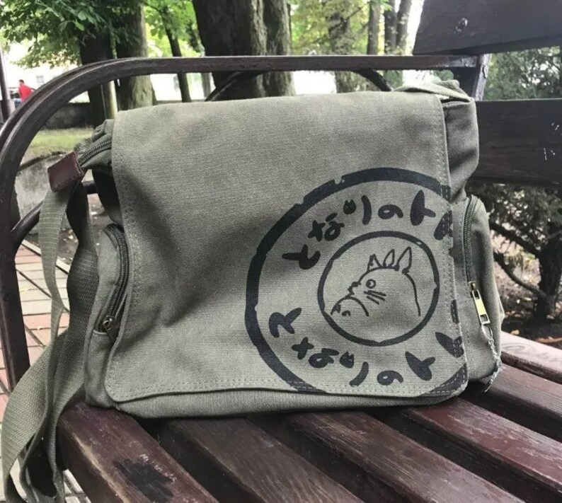 Canvas Messenger Bags Cartoon Students Book Crossbody Bags with Mutiple Pocket Class bag totoro messenger bag Bild 7