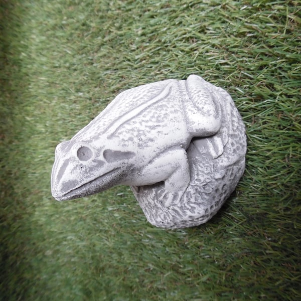 Frog Garden Ornament Etsy UK