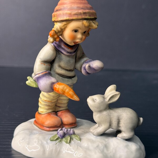 Hummel Peaceful Offering 2066 Limited Edition