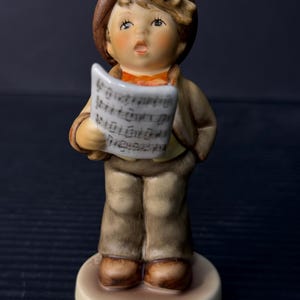 NIB Hummel Hitting The High Note 846