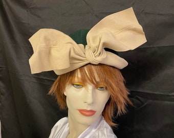 RARE! Richard Original Forest Green and Tan Wool Cloche with Large Bow and Shaping Wire