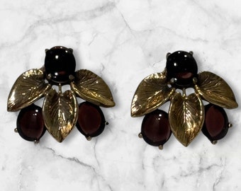 RARE!! 1950s Schiaparelli Cascading Leaves and Aubergine Cabochon Clip Earrings