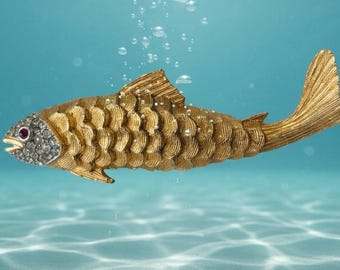 Immergiti nel glamour con questa spilla vintage!