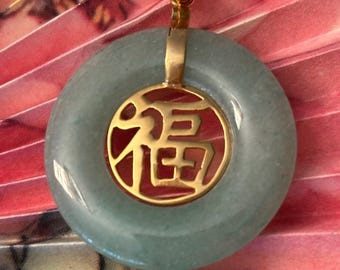 Ciondolo in giada placcato oro 18 carati senza catena