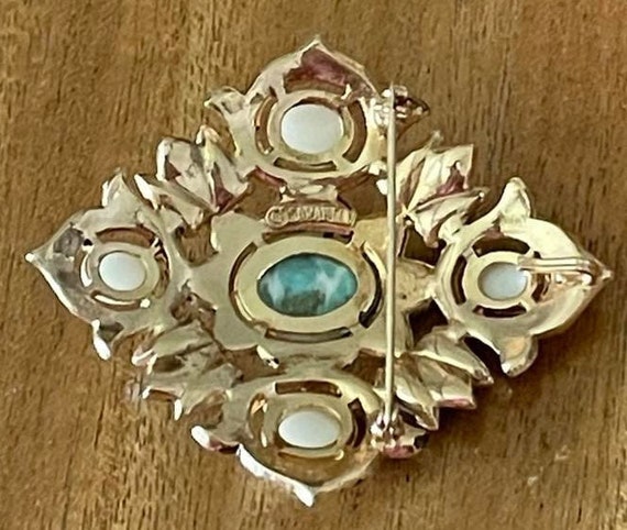 Large Sarah Coventry Faux Pearl Brooch - image 3