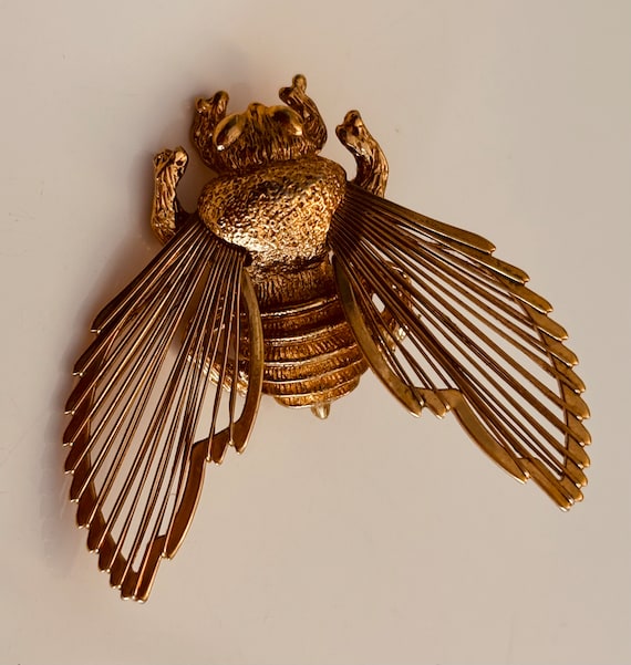 Stunning Monet Bee Pin Etsy
