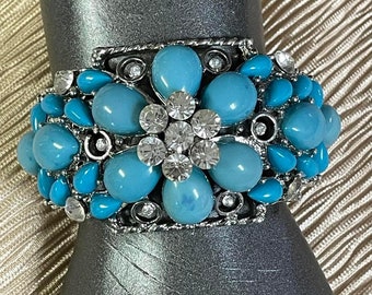 Statement Manchet Armband in Turquoise Kleur en Strass steentjes