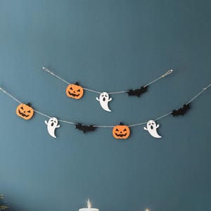 Ghirlanda di fantasmi di Halloween in legno - Striscione spettrale a forma di zucca e pipistrello per decorazioni da camino o da parete R33