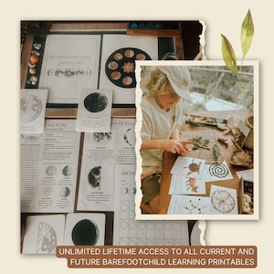 Może przedstawiać: Dziecko siedzi przy drewnianym stole, otoczone materiałami edukacyjnymi. Na wydrukach znajdują się ilustracje faz księżyca i innych ciał niebieskich. Tekst na wydrukach brzmi "My Moon Observation Journal" oraz "Unlimited Lifetime Access to All Current and Future Barefootchild Learning Printables."