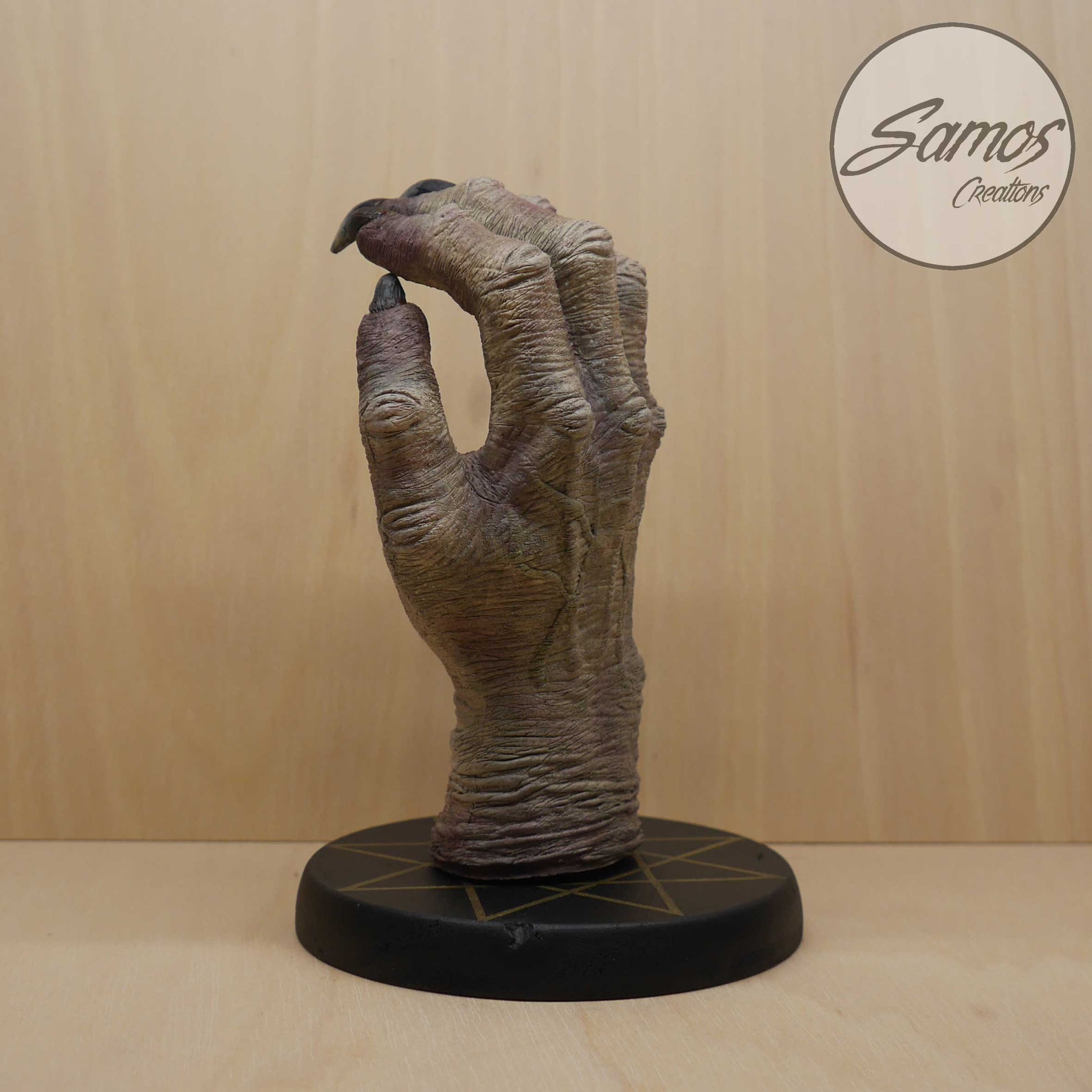 Satanic Hand Signs And What They Mean - wrub12z