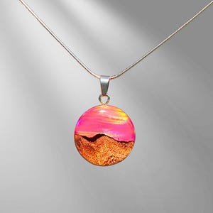 Colar Aurora Boreal | Joia em Madeira, Resina e Opala | Colar Luzes do Norte