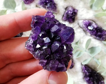 Amethyst Handstück Drusen EXTRA Qualität | ethisch & fair gehandelt | Poliert | Kristalle, Heilstein | Kronen Chakra | Spiritualität