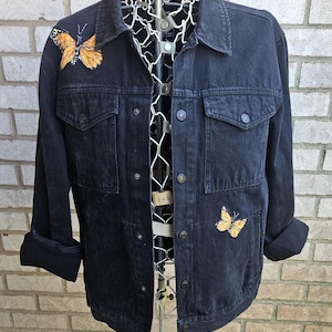 Monarch Butterfly black denim jacket w/ snap buttons - Large