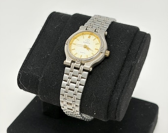 Gucci 2537 Ladies Watch Gold Tone Bezel Stainless Steel Bracelet Swiss