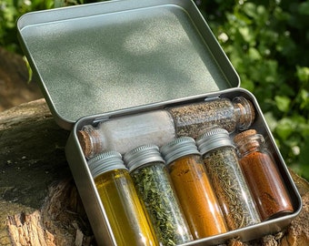 bushcraft spice kit camping survival traditional outdoors camp cooking compact 
