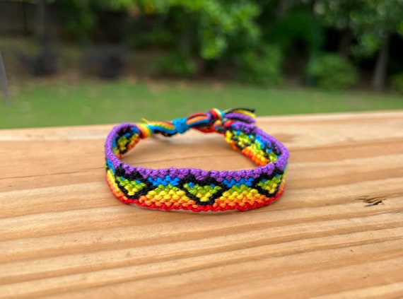 Rainbow heart cheap friendship bracelet