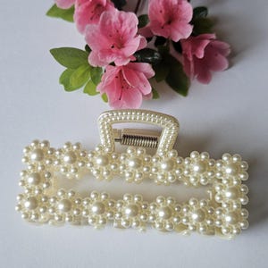Pearl Hair Claw Clip, Party Favour, Faux Pearl Claw Clip, Plain Pearl Claw Clip