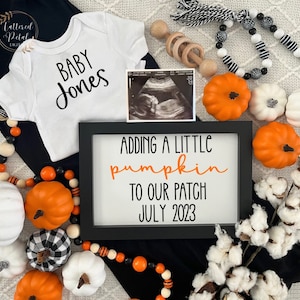 Fall digital pregnancy announcement, autumn pregnancy announcement, adding a pumpkin to our patch pregnancy reveal social media, baby reveal