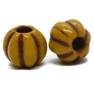 Yellow Gold Czech Glass Melon Beads, Brown Wash (8mm, 20 Beads)
