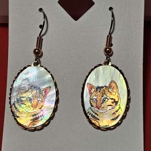 Shell Jewelry Cat Earrings;  Next business day FREE SHIPPING!!!!