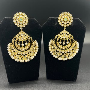Premium quality Kundan earrings
