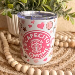 Cafecito y chisme| kubek cafecito y chisme| kubek z konchą| kubek z konchą| kubek ze stali nierdzewnej| Kubek 12 uncji| kubek podróżny