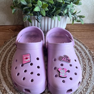 Pink shirt shoe charm| so fetch shoe charm| burn book shoe charm| Pink shoe charma