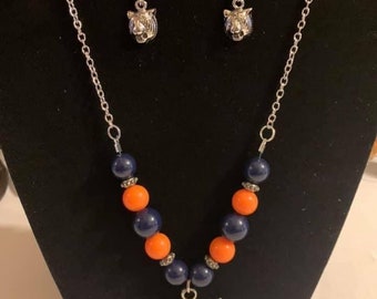 Auburn Necklace Set