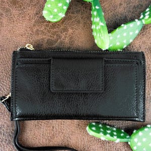Wristlet