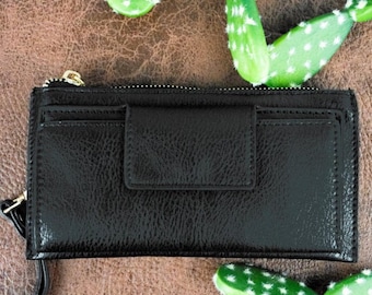 Wristlet