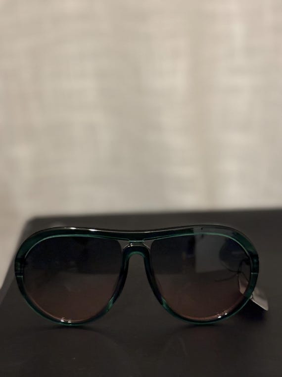 Gafas de sol con montura redonda verde cazador España - Main Image