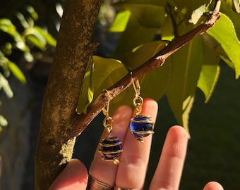 Blau Marmor baumeln Ohrringe | Messing-Spirale, Handmde