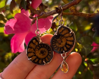 Ammonit Ohrringe | Citrin, Fossil, handgemacht, Sterling Silber