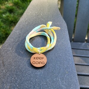Upcycled Motivations Inspirierende Armband Tshirt Wrap Recycelter Stoff