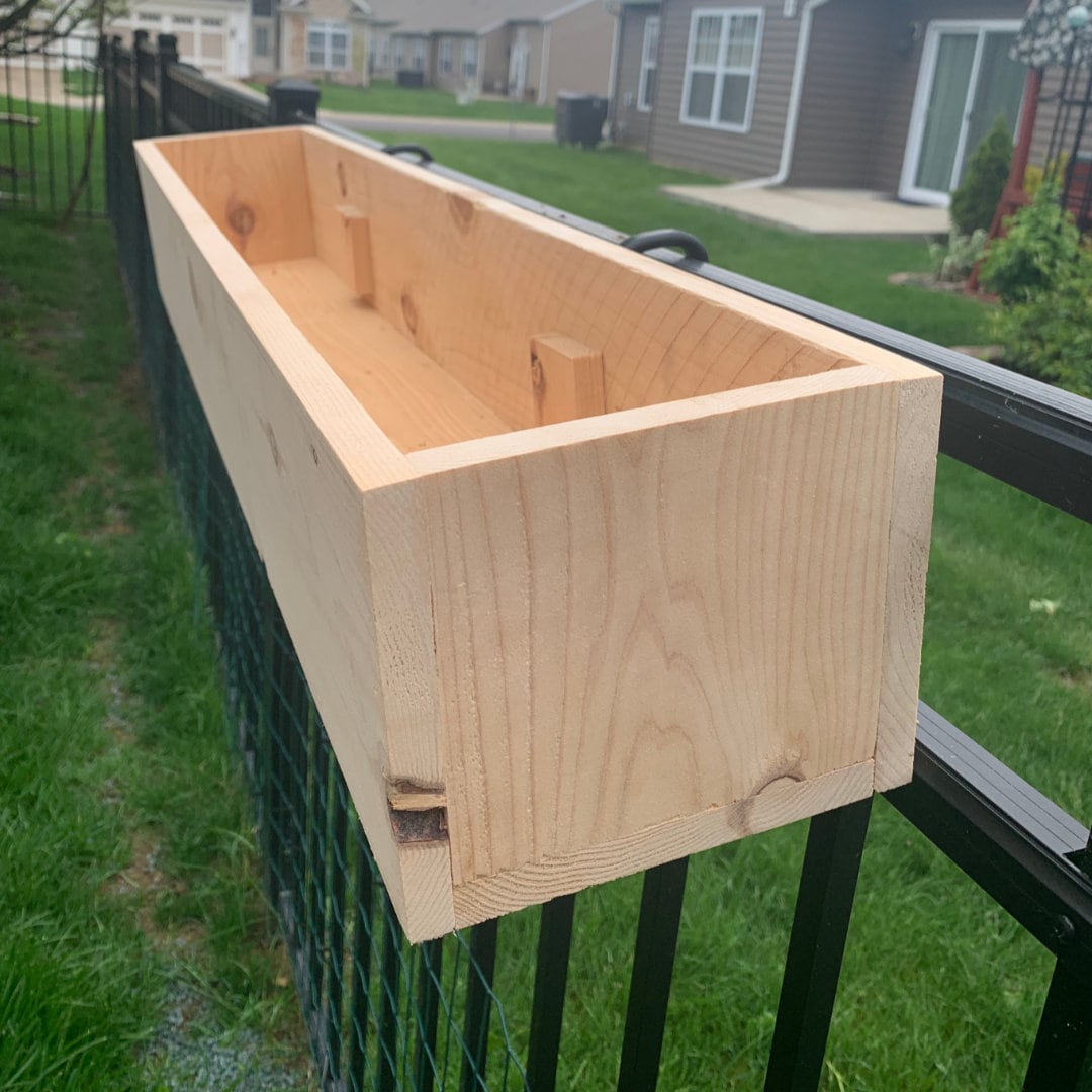 Cedar Railing Planter Box 1.5 Matte Black Hooks Etsy