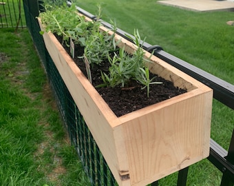 Cedar Railing Planter Box, 1.5" Matte Black Hooks, Balcony Planter, Herb Planter, Outdoor Box, Indoor Box