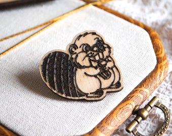 Broche de Castor Canadense (Bucky) | Amante de Castores | Madeira com Gravação a Laser | Colecionável