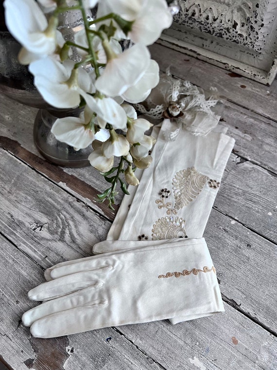 Antique French Embroidered Sequined Gloves - image 5
