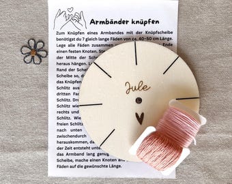 Braiding disc, knotting aid, friendship bracelet knotting instructions, wooden knotting disc
