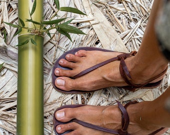 Sandali australiani a piedi nudi