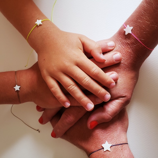 Bracelet famille parents enfants mère fille père fils, étoile en nacre, cadeau personnalisé, cadeau famille