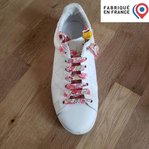 Liberty fabric laces, Betsy Capel Wiltshire patterns to choose from, shoe laces for Stan Smith Veja Converse sneakers, pink and red tones