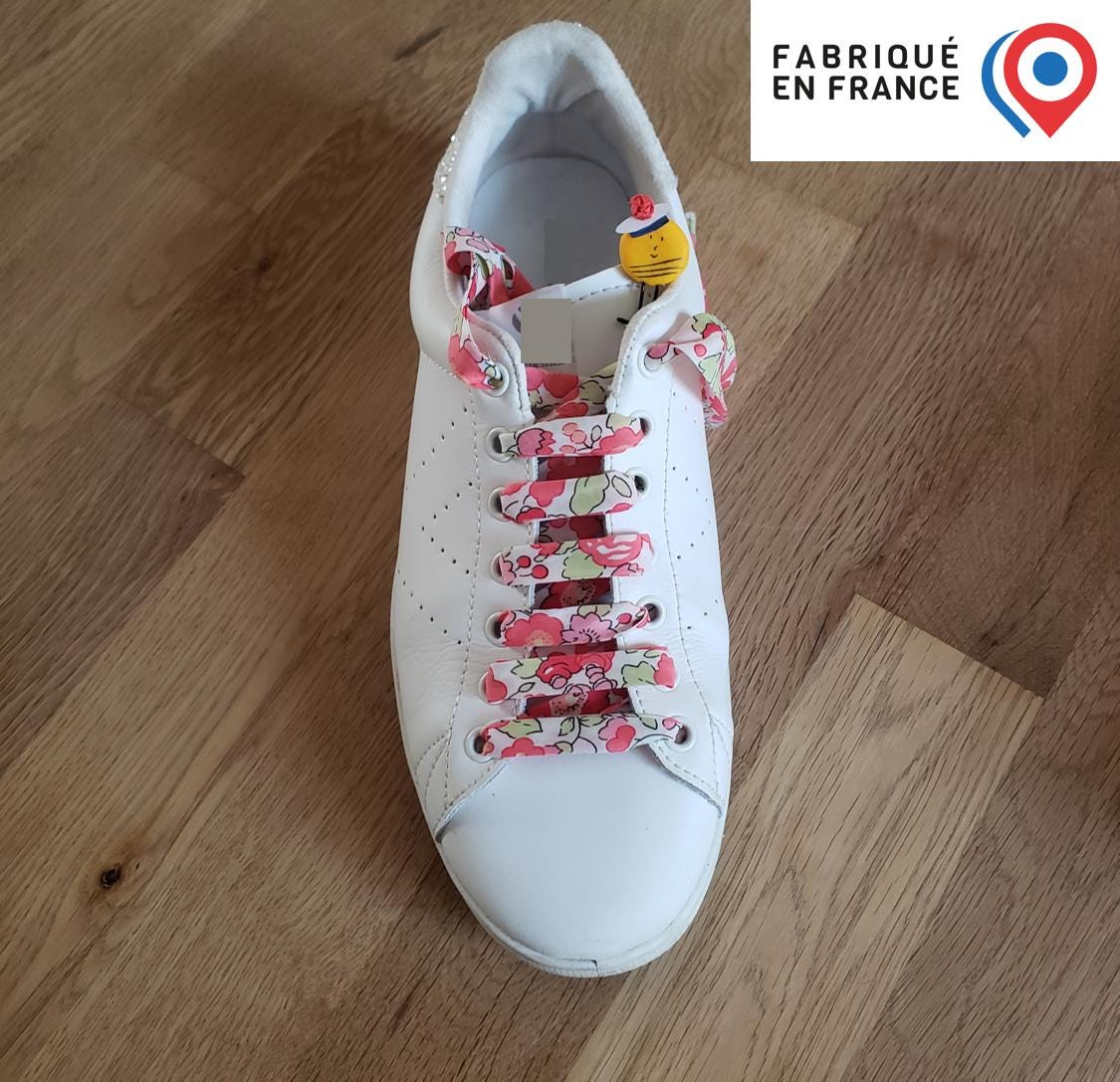 Liberty fabric laces, Betsy Capel Wiltshire patterns to choose from, shoe laces for Stan Smith Veja Converse sneakers, pink and red tones