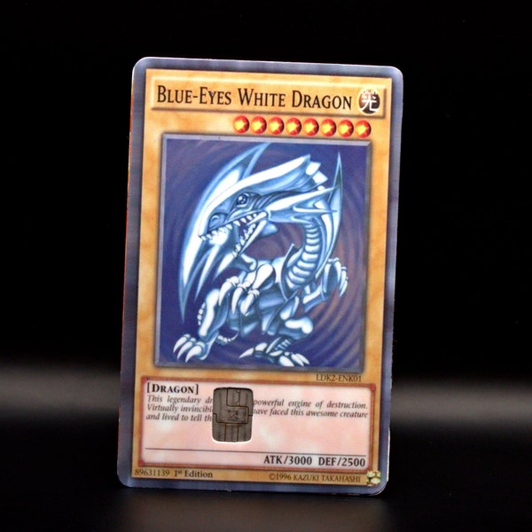 Yeux bleus dragon blanc Yugioh jeu de cartes à collectionner autocollant de carte de crédit sticker brillant ou holographique carte TCG peau puce découpée livraison gratuite