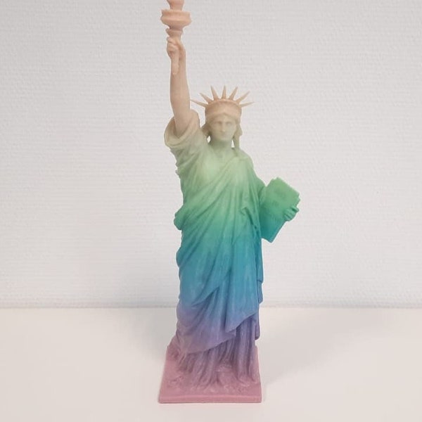 Freiheitsstatue Regenbogen 40cm Figur Statue of Liberty Figure Rainbow