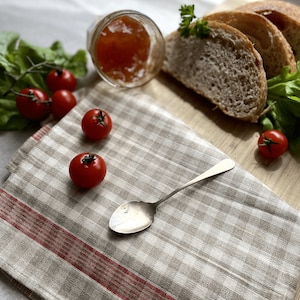 Cuillère à confiture ou à confiture en métal argenté vintage