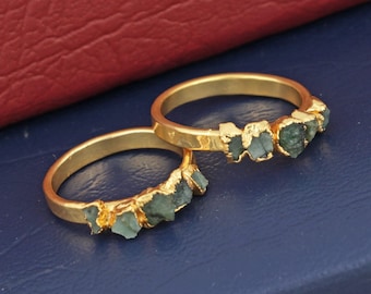 Rough Emerald Ring, Raw Emerald Gemstone Ring, Raw Crystal Gold Ring, Raw Stone Jewelry, Handmade Ring, May Birthstone Ring, Gifting Item