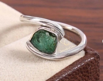 Raw Emerald Ring, Emerald Rough Ring, Natural Uncut Gemstone Ring, 925 Sterling Silver Emerald Ring, One Of Kind Ring,Raw Stone Healing Ring