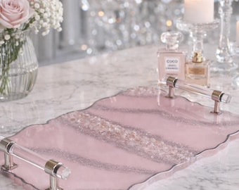 Handgjort glittrigt silverglitterbricka i harts med kristallhandtag i silver, lyxigt handgjort sminkbord med kristaller, soffbordsdekorationer i harts underlägg